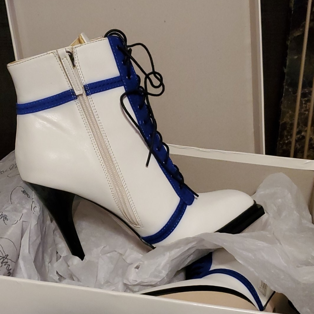 Ankle boots